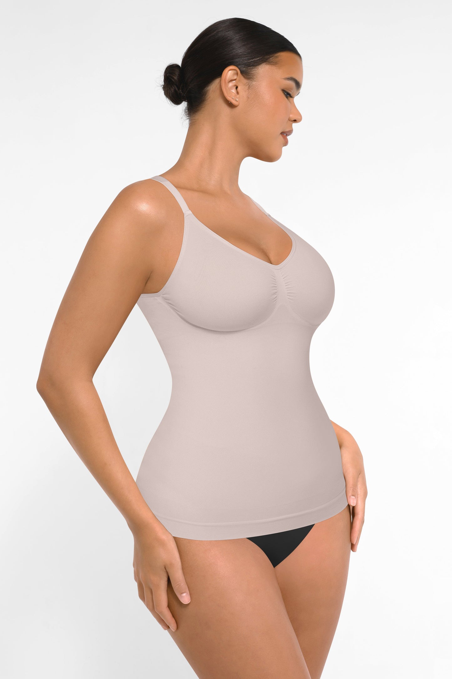 Formendes Top mit integriertem BH