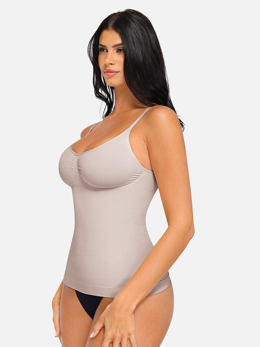 Formendes Top mit integriertem BH